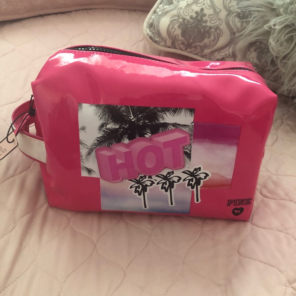 PINK by Victoria’s Secret bag.Great for makeup NWT